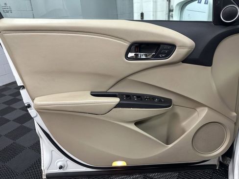 Used 2018 Acura RDX w/ Technology Package AWD/4WD image 17