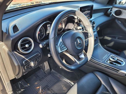 Used 2019 Mercedes-Benz GLC 300 image 12
