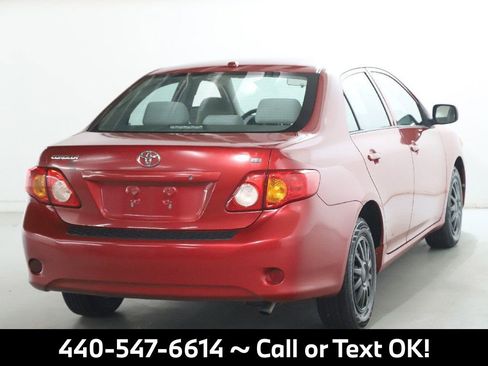 Used 2010 Toyota Corolla LE image 11