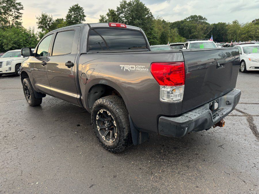 Used 2012 Toyota Tundra 4x4 CrewMax image 3
