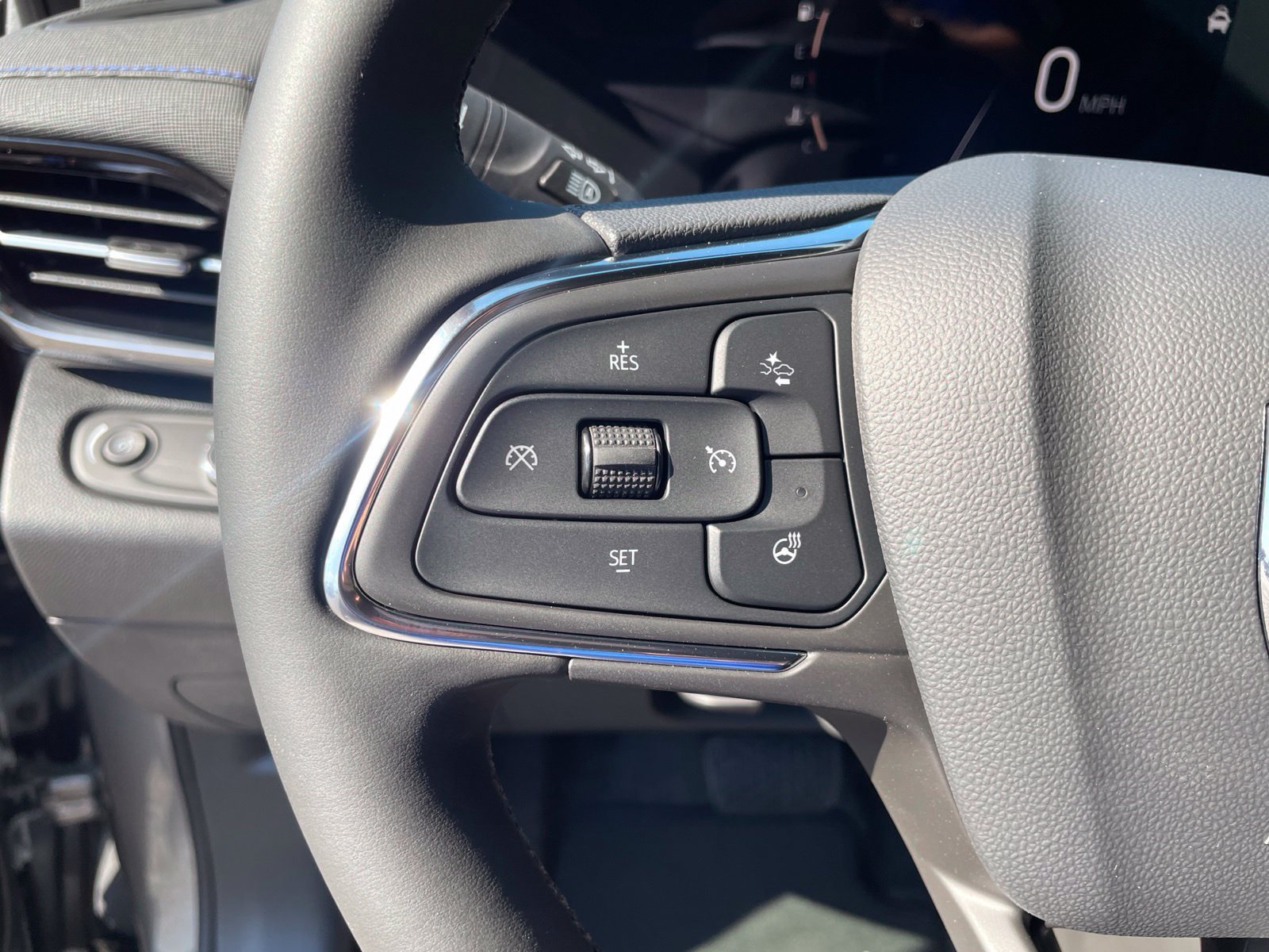 New 2026 Buick Envista Sport Touring w/ Convenience I Package FWD image 18