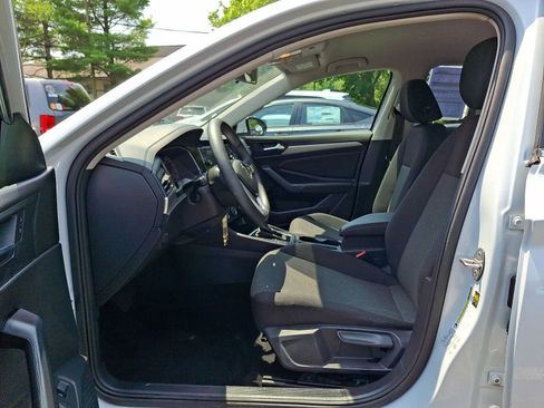 Used 2019 Volkswagen Jetta S FWD image 13