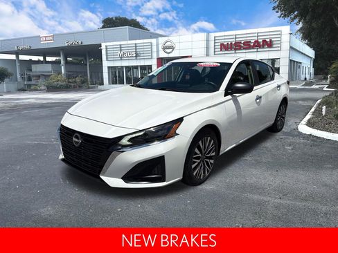 Certified 2024 Nissan Altima 2.5 SV FWD image 7