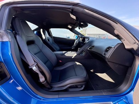 Used 2016 Chevrolet Corvette Stingray Convertible RWD image 27