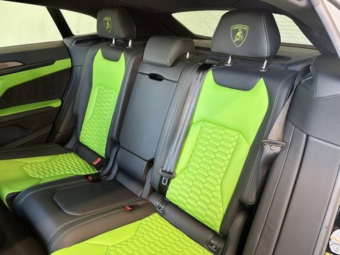 Used 2021 Lamborghini Urus image 22