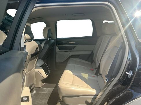 Certified 2024 Lincoln Nautilus Premier AWD/4WD image 21