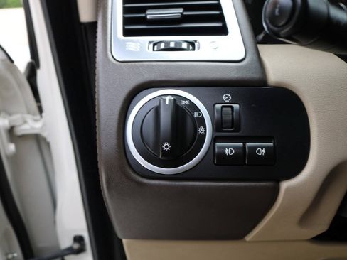 Used 2010 Land Rover Range Rover Sport Supercharged AWD/4WD image 97