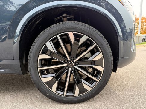 New 2026 Volvo XC90 T8 Ultra image 7