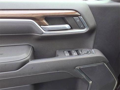 Used 2022 Chevrolet Silverado 1500 LT image 19