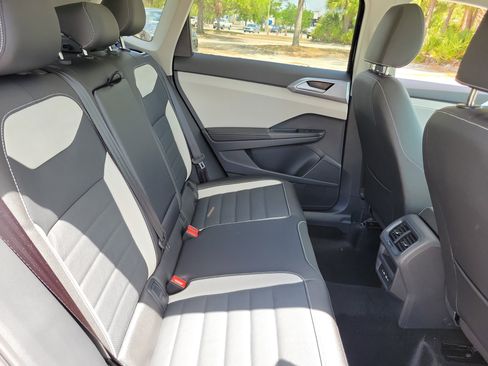 New 2026 Volkswagen Taos SEL AWD/4WD image 10