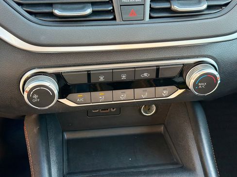 Used 2022 Nissan Altima 2.5 SR FWD image 31