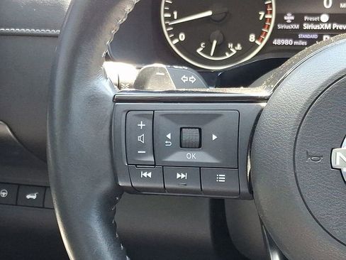 Used 2022 Nissan Pathfinder SL FWD image 23