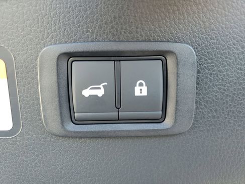 New 2024 Mitsubishi Eclipse Cross SE image 31