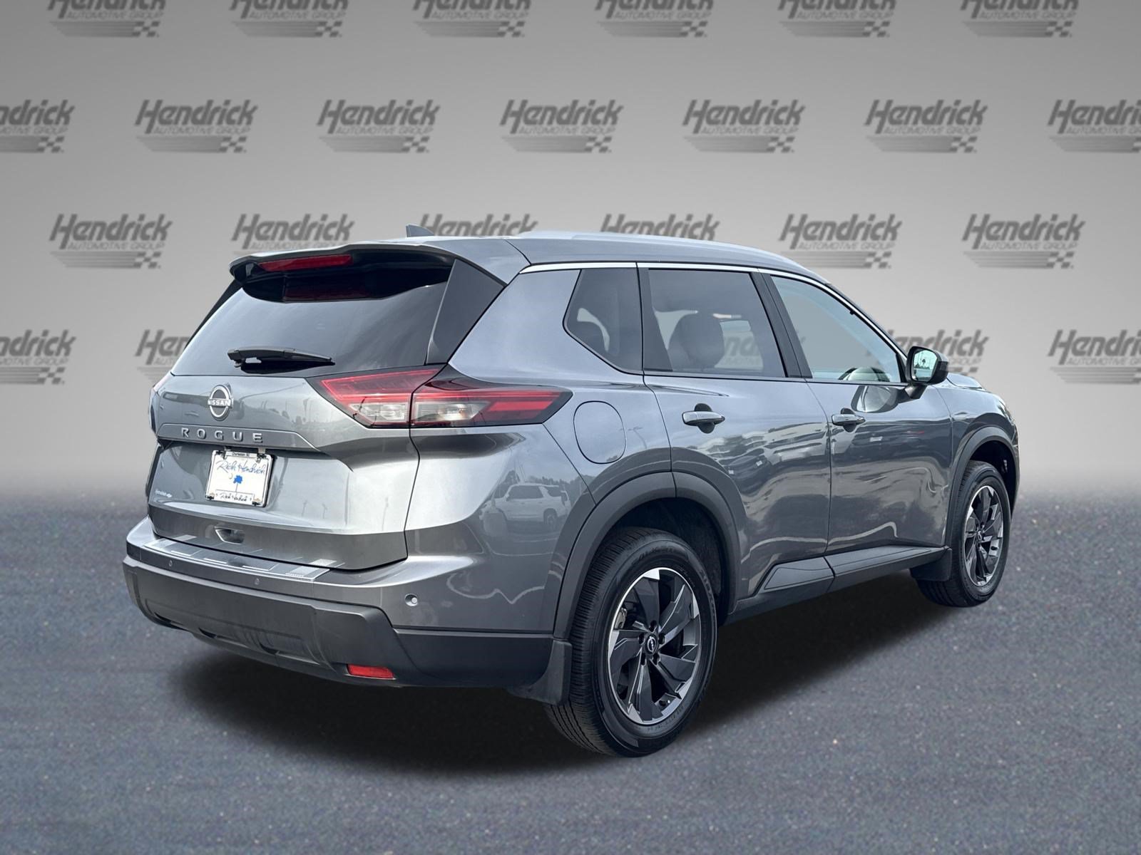 Used 2026 Nissan Rogue SV w/ SV Premium Package FWD image 10