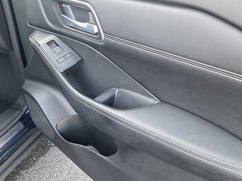 Certified 2024 Nissan Rogue Platinum w/ Platinum Premium Package FWD image 27