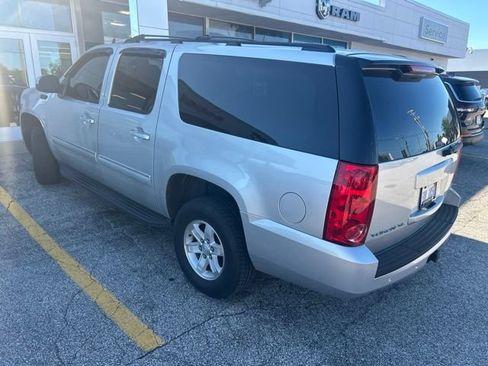 Used 2014 GMC Yukon XL SLT AWD/4WD image 3