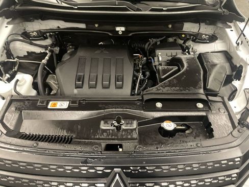 Used 2023 Mitsubishi Eclipse Cross Ralliart image 21