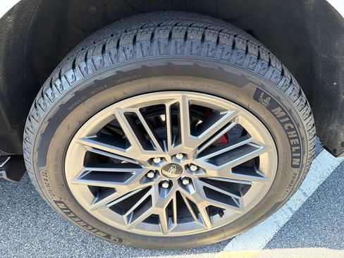 Used 2025 Ford Expedition Max Platinum w/ Stealth Performance Package image 20