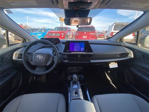 New 2026 Toyota Prius LE image 12
