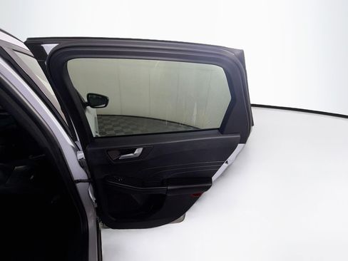 Used 2025 Ford Escape ST-Line FWD image 29