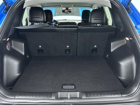 Used 2021 Jeep Cherokee Trailhawk image 21