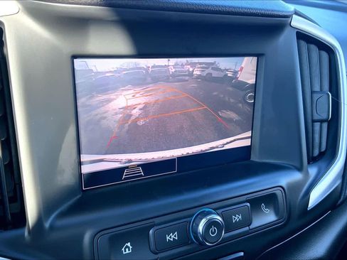 Used 2023 GMC Terrain SLE w/ Driver Convenience Package image 27