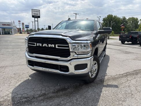 Used 2021 RAM 2500 Big Horn AWD/4WD image 2