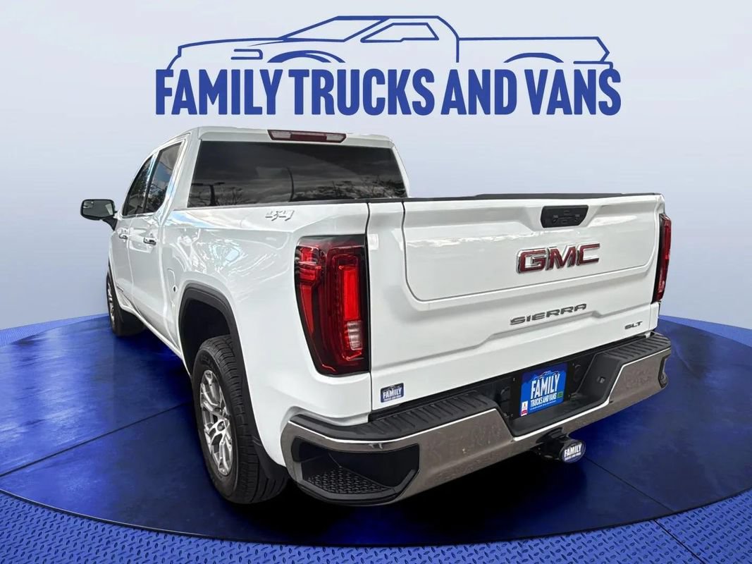 Used 2025 GMC Sierra 1500 SLT AWD/4WD image 3