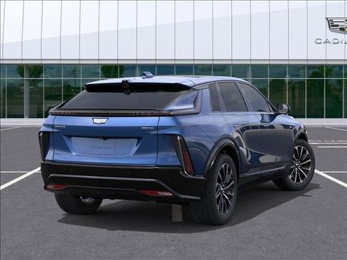 New 2025 Cadillac Lyriq Sport image 4
