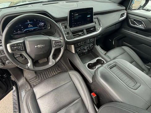 Used 2023 Chevrolet Suburban Z71 w/ Off-Road Capability Package image 7