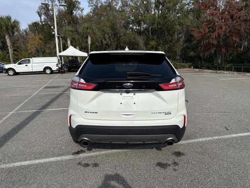 Used 2020 Ford Edge Titanium w/ Equipment Group 301A image 4