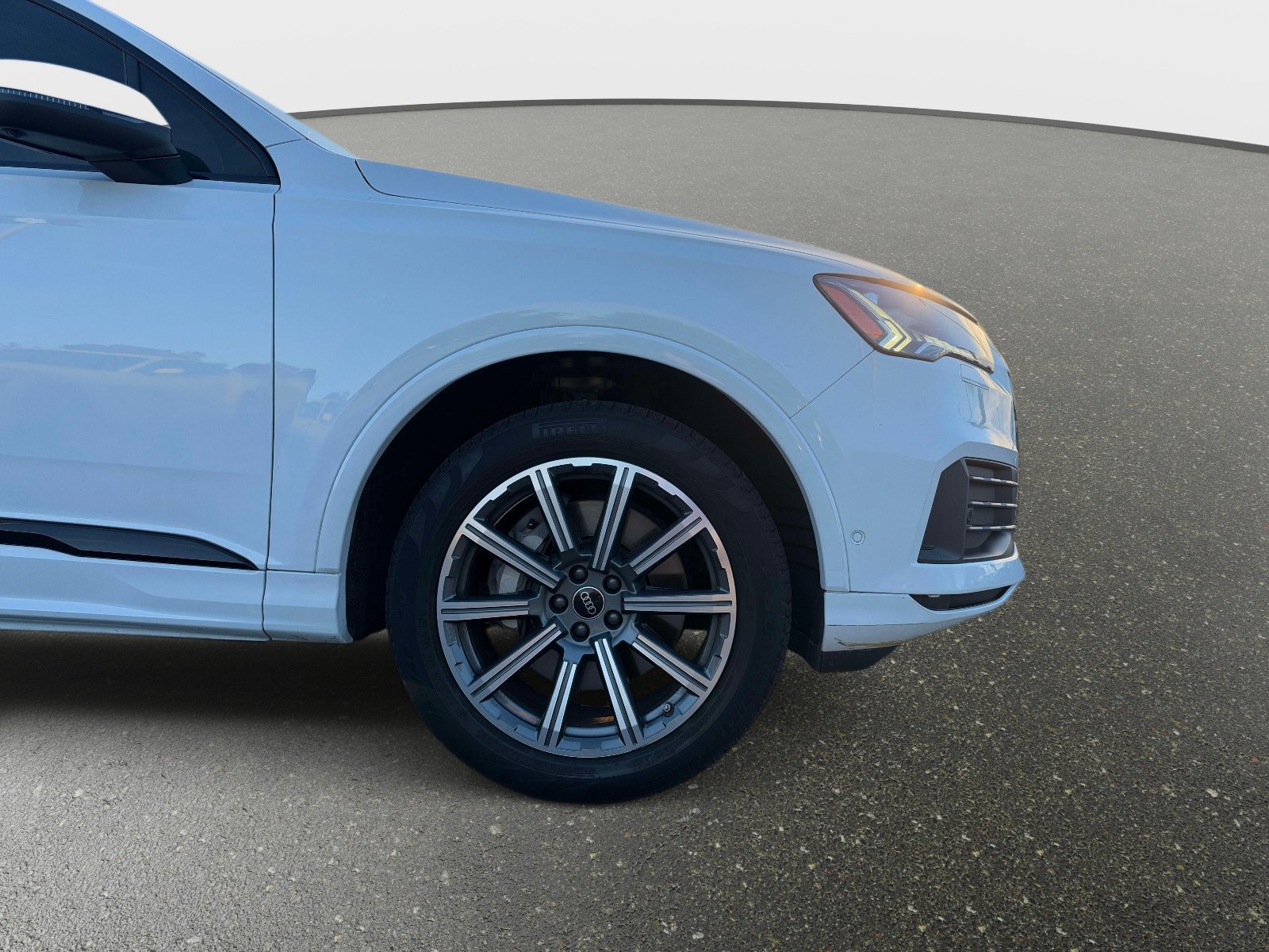 Used 2023 Audi Q7 2.0T Premium Plus w/ Premium Plus Package AWD/4WD image 6
