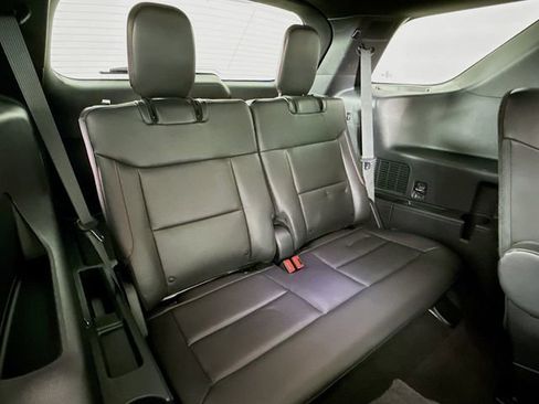 Certified 2023 Ford Explorer ST-Line w/ Class IV Trailer Tow Package image 30