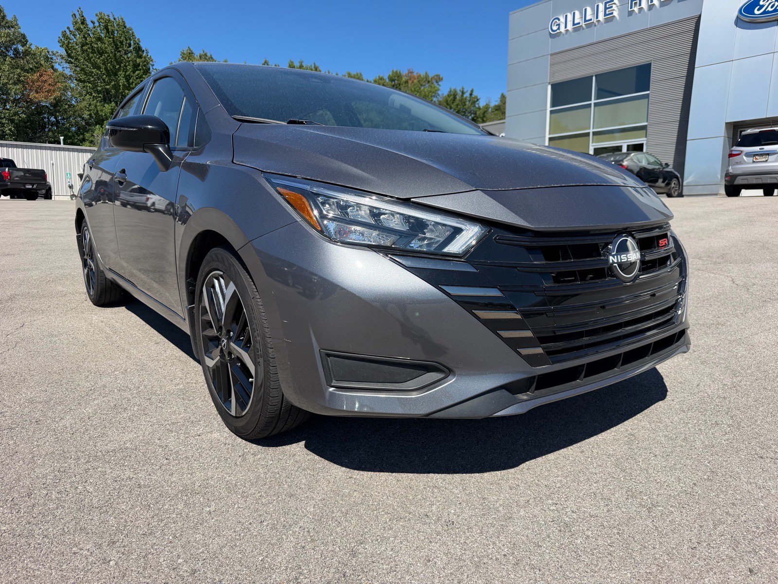 Used 2024 Nissan Versa SR w/ Trunk Package FWD image 2