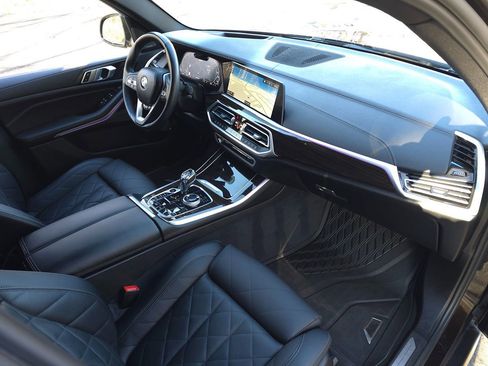 Used 2023 BMW X5 xDrive45e w/ Executive Package image 23