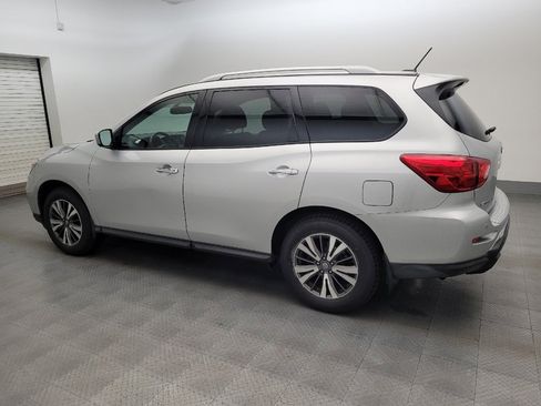 Used 2017 Nissan Pathfinder SV AWD/4WD image 3
