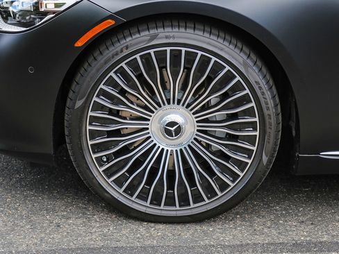 New 2026 Mercedes-Benz Maybach S 580 4MATIC image 9