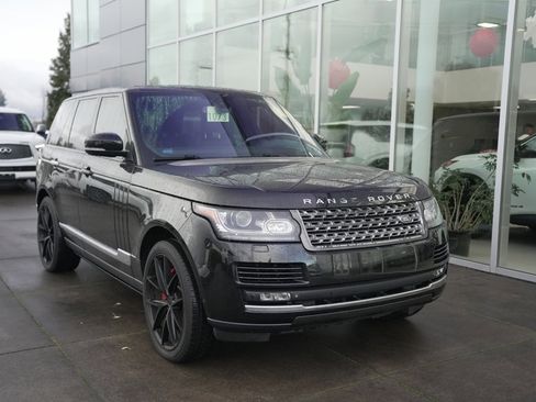 Used 2015 Land Rover Range Rover Supercharged image 3