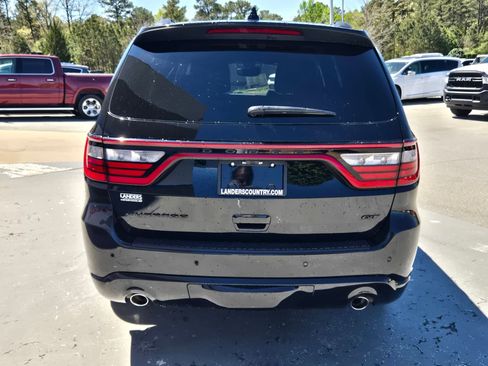 Used 2023 Dodge Durango GT RWD image 6