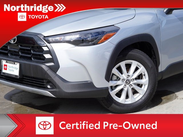 Certified 2026 Toyota Corolla Cross LE FWD image 4