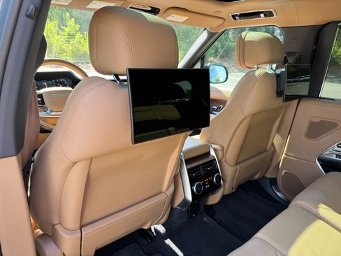 Used 2023 Land Rover Range Rover Long Wheelbase Autobiography AWD/4WD image 56