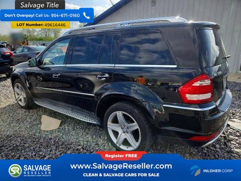 Used 2011 Mercedes-Benz GL 550 4MATIC image 3
