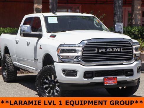 Used 2023 RAM 2500 Laramie AWD/4WD image 2