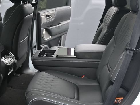 New 2027 INFINITI QX80 Autograph w/ Autograph Exterior Package AWD/4WD image 23