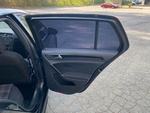 Used 2017 Volkswagen GTI Sport image 47