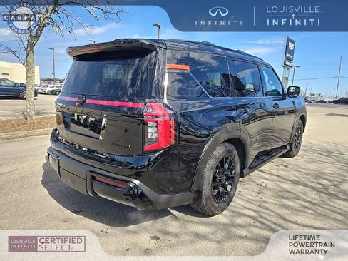 Used 2025 Nissan Armada PRO-4X image 6