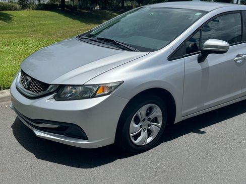 Used 2015 Honda Civic LX image 4