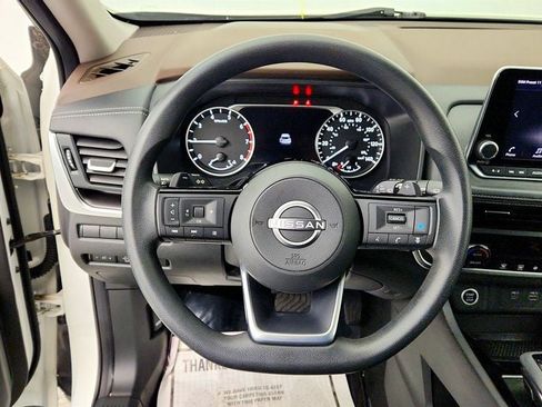 Used 2023 Nissan Rogue SV AWD/4WD image 13