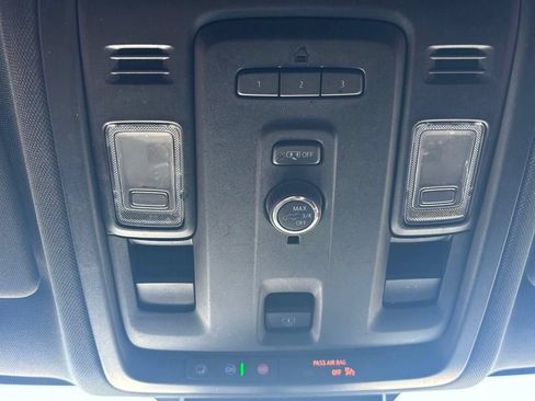 Used 2023 Chevrolet Suburban Z71 AWD/4WD image 22