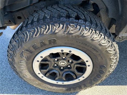 Used 2023 Ford Bronco Badlands w/ Sasquatch Package image 17